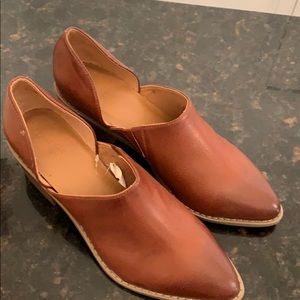 Universal Thread heels